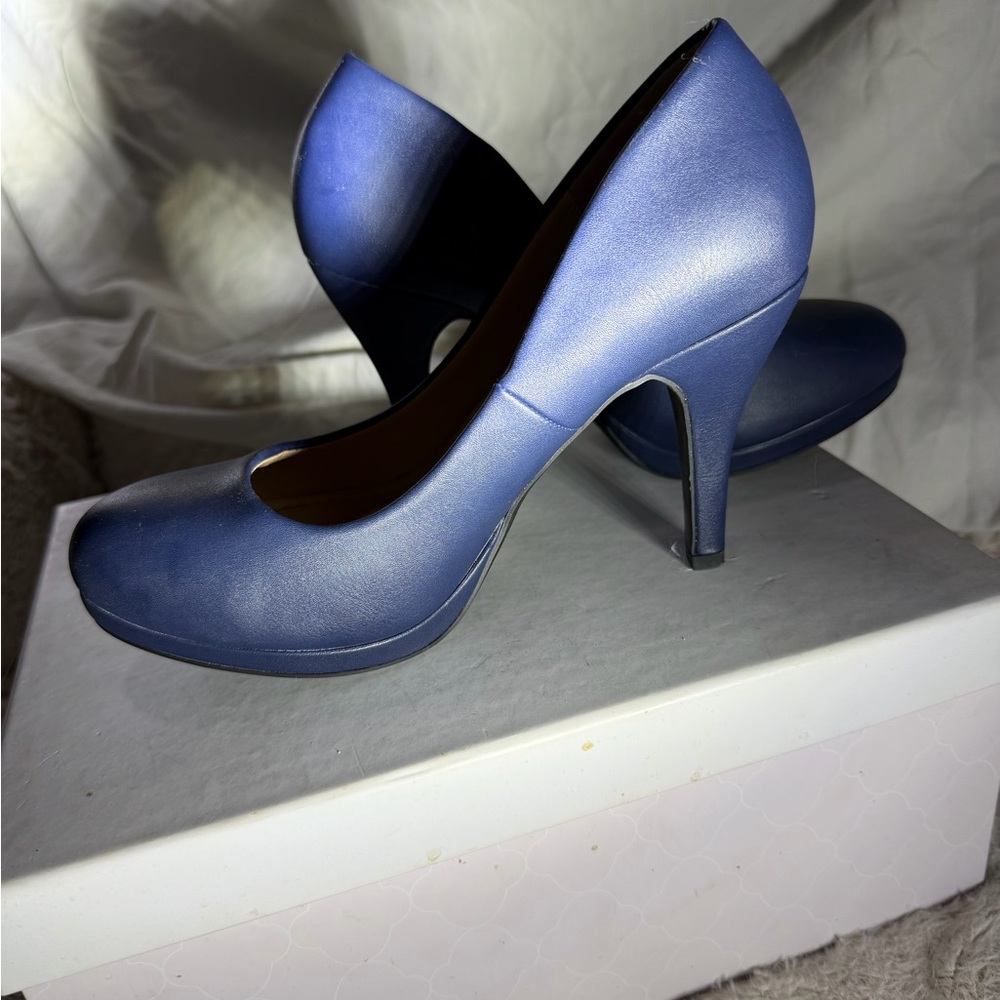 Cityclassified Chic Blue Heels